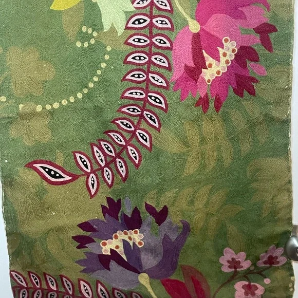 Crewel Embroidered Wool Wall Hanging or Rug- Floral Tapestry 2x3 made in India